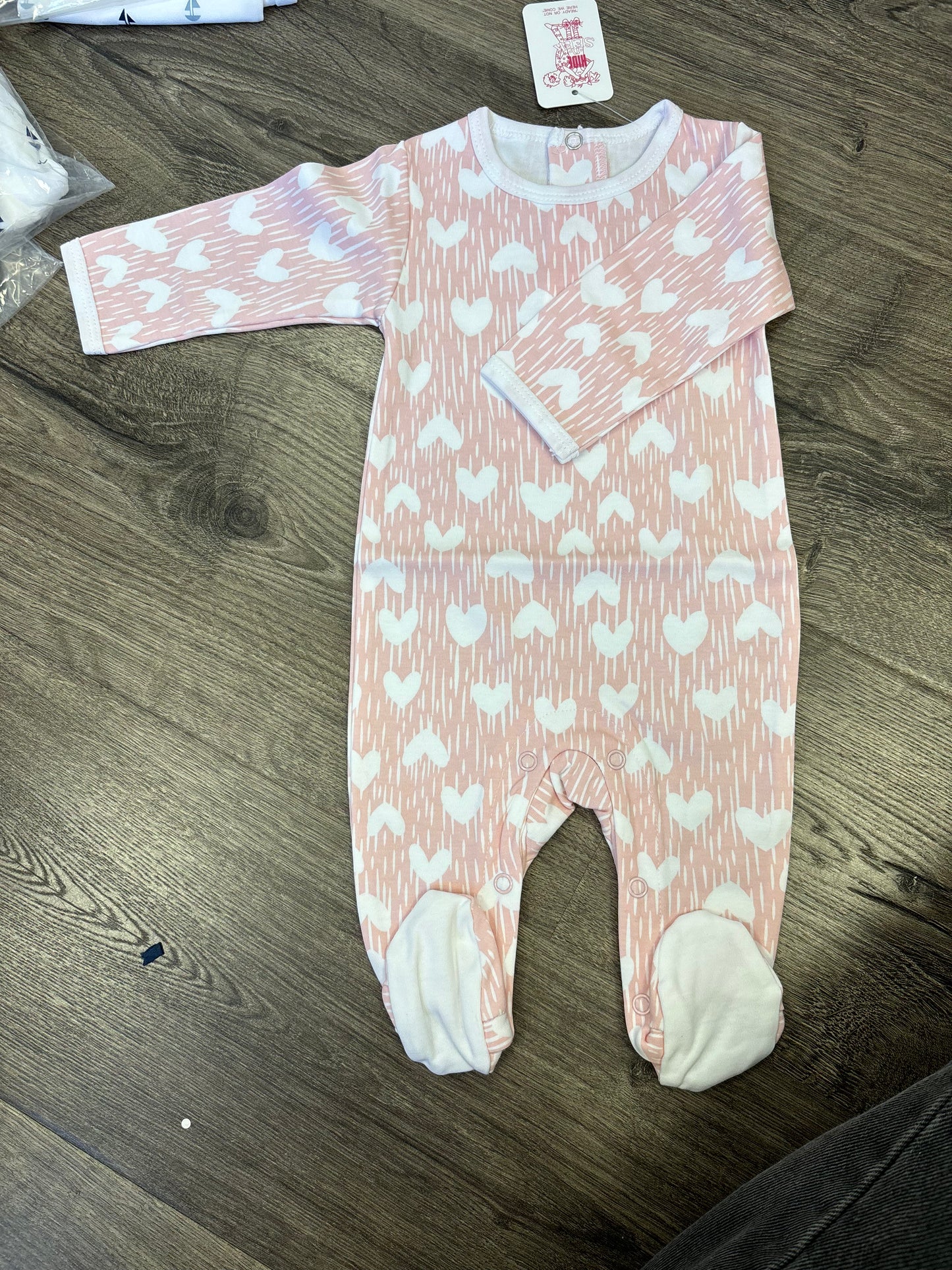 Tye dye pink heart footsie
