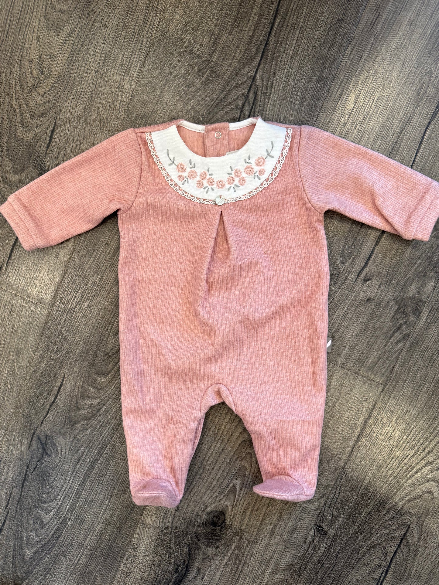 Poppy Bib Collar Footie