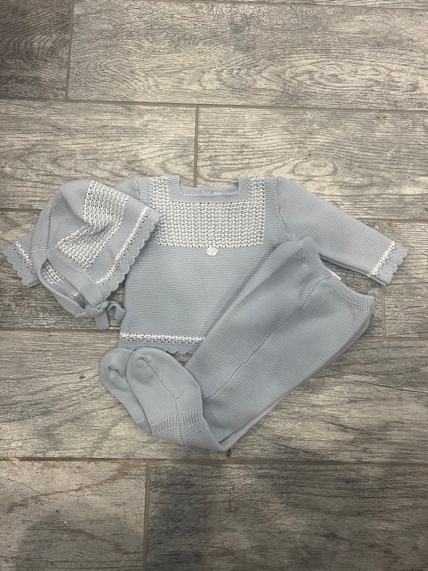 Three piece scalloped knit set
