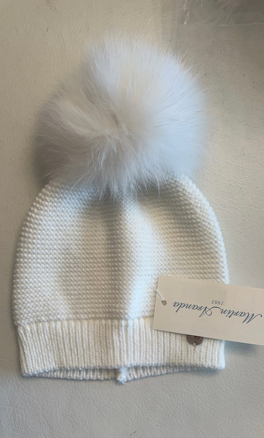 Knit pompom hat