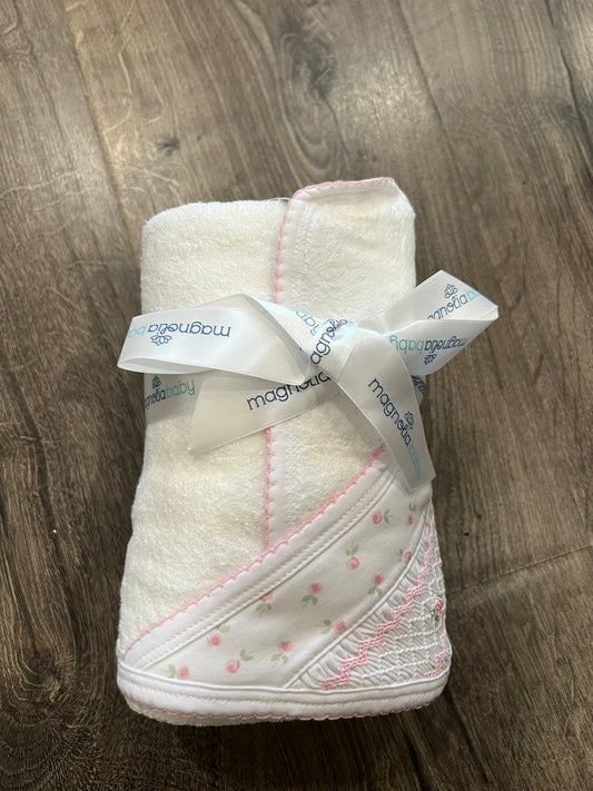Juliettes Classics Smocked Towel Set