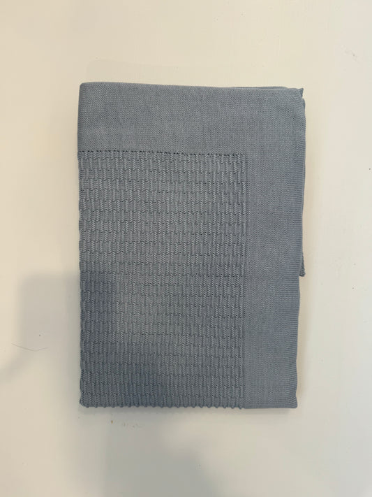 Wrap knit blanket