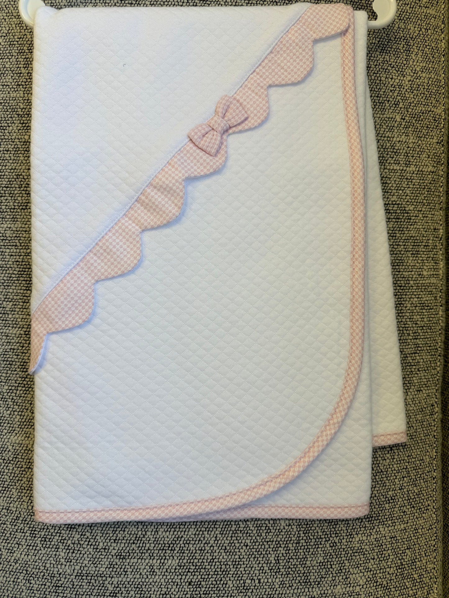 LUCY Collection | White Quilted Cotton Blanket