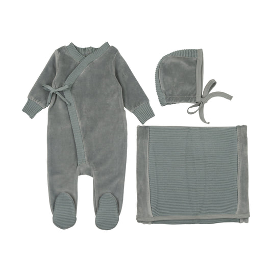 knit strip layette set