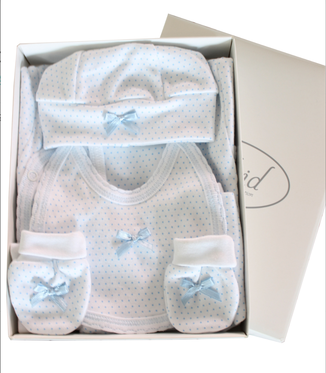 Dk polka dot layette set