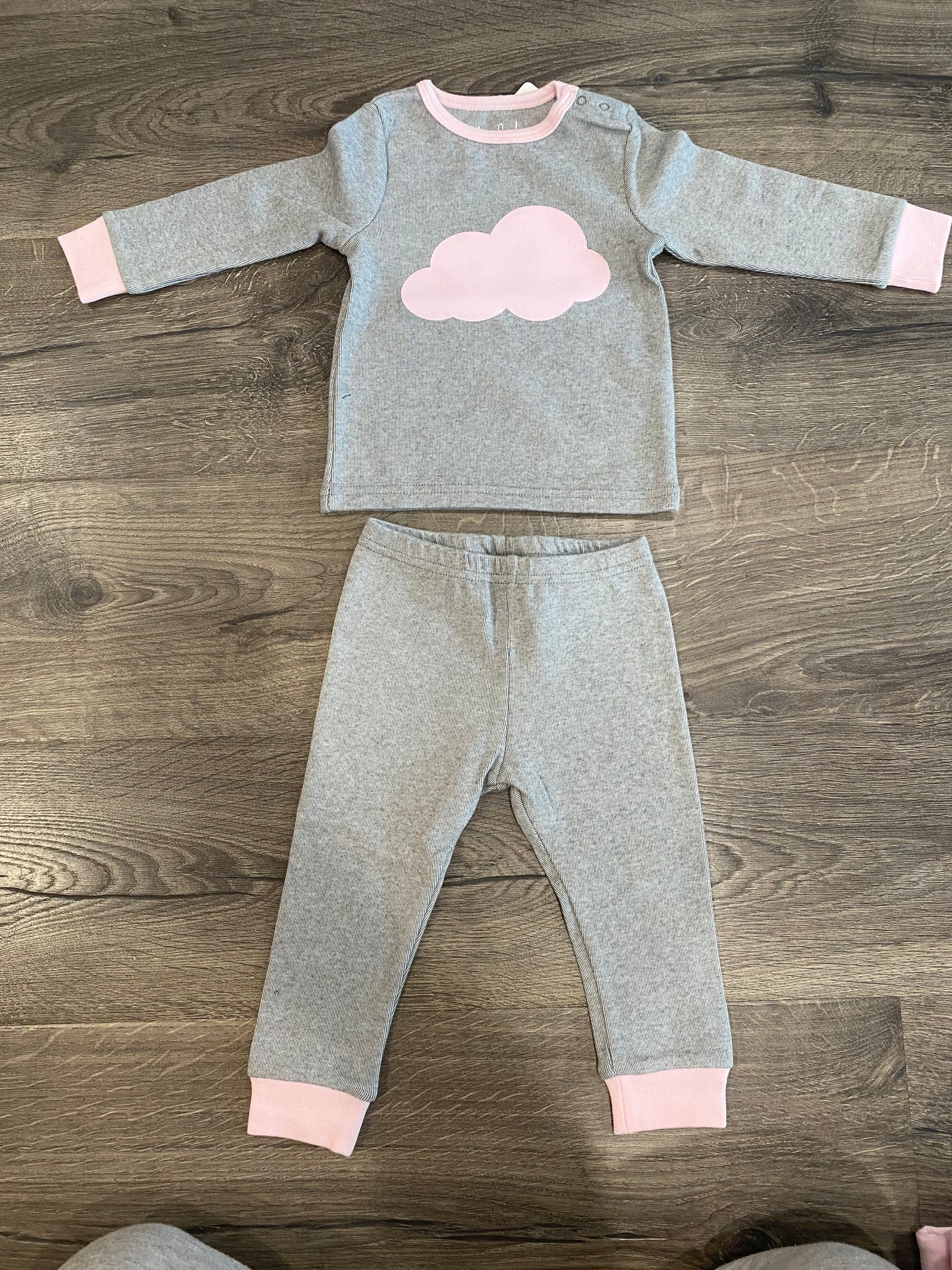 Hide & seek pink cloud set