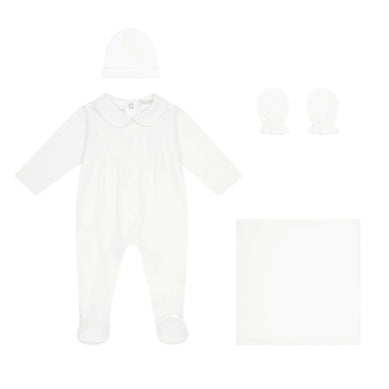 Robby & Rory Layette Set